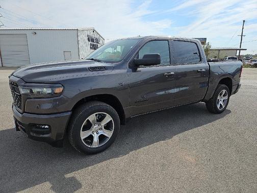 Granite Crystal Clearcoat Metallic 2027 RAM 1500 Express