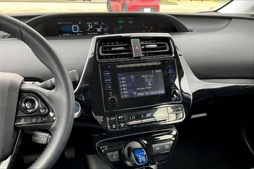 2019 Toyota Prius XLE