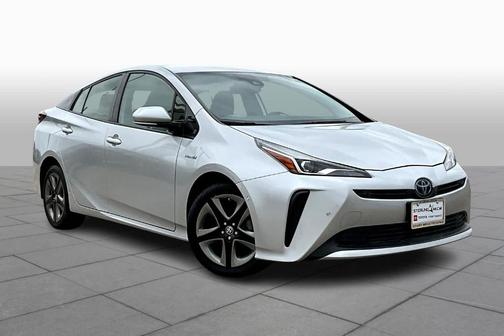 2019 Toyota Prius XLE