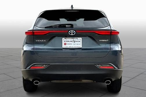 2022 Toyota Venza LE