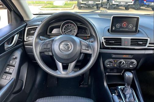 2016 Mazda Mazda3 i Sport