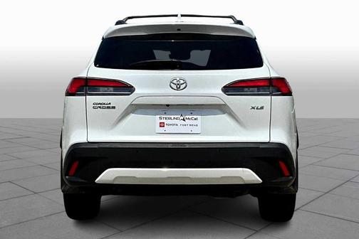 2024 Toyota Corolla Cross XLE