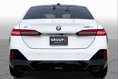 2024 BMW i5 eDrive40