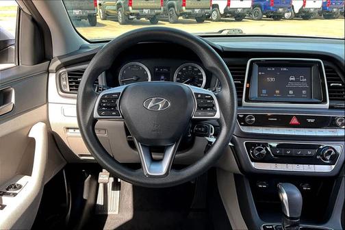 2019 Hyundai SONATA SE