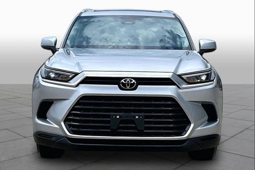 Celestial Silver Metallic 2025 Toyota Grand Highlander XLE