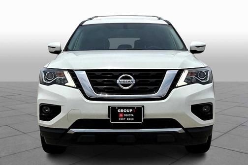 2020 Nissan Pathfinder SV