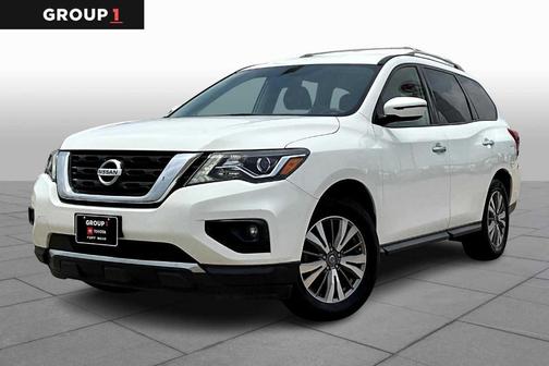2020 Nissan Pathfinder SV