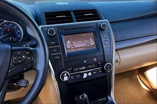 2017 Toyota Camry Hybrid LE