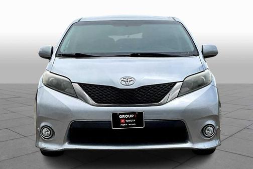 2016 Toyota Sienna SE