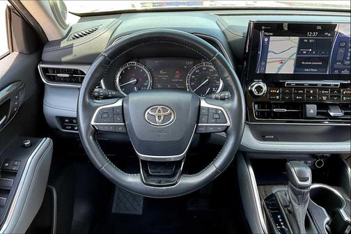 2022 Toyota Highlander Limited