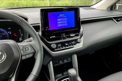 2024 Toyota Corolla Cross XLE