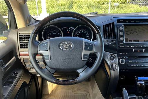 2009 Toyota Land Cruiser V8