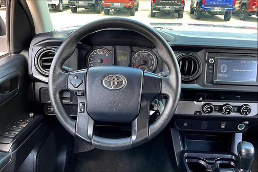2017 Toyota Tacoma SR