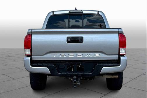 2017 Toyota Tacoma SR