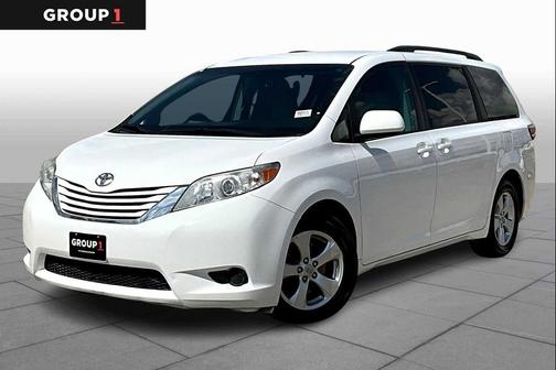 2017 Toyota Sienna LE