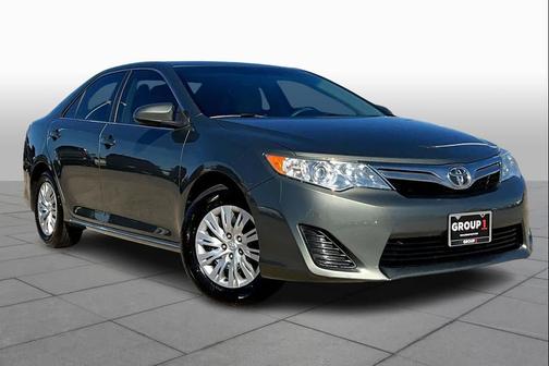 2014 Toyota Camry LE