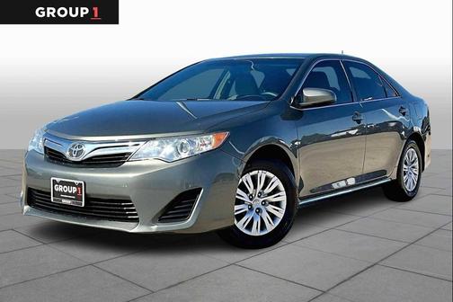 2014 Toyota Camry LE