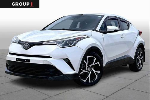 Blizzard Pearl 2018 Toyota C-HR XLE