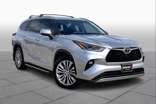 2023 Toyota Highlander Platinum