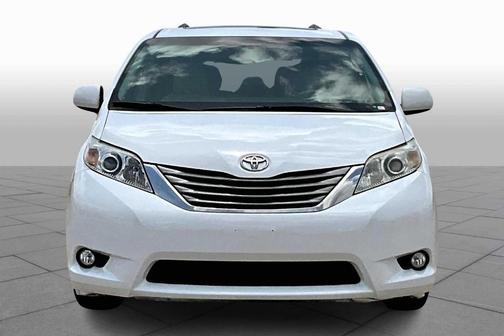 2011 Toyota Sienna XLE