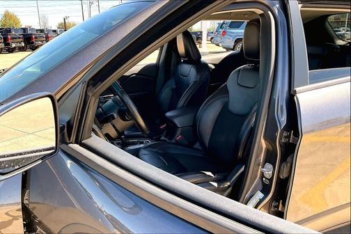 2021 Jeep Cherokee Altitude