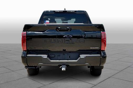 2025 Toyota Tundra Hybrid Platinum
