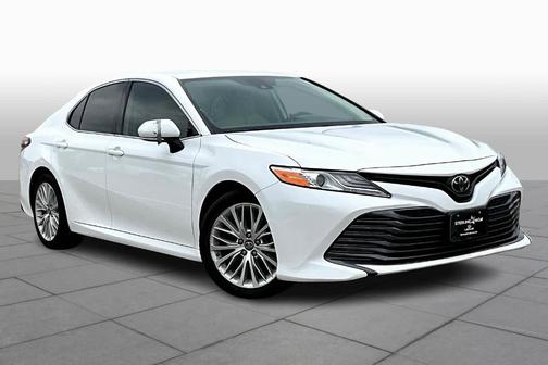 2019 Toyota Camry XLE