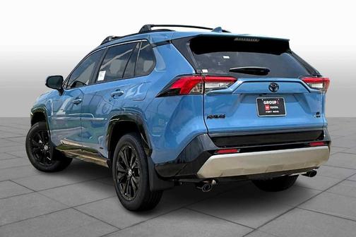 2025 Toyota RAV4 Hybrid SE