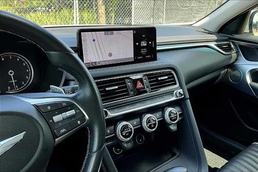 2022 Genesis G70 2.0T