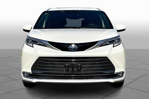 2021 Toyota Sienna L