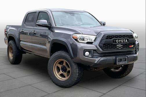 Magnetic Gray Metallic 2018 Toyota Tacoma TRD Off Road