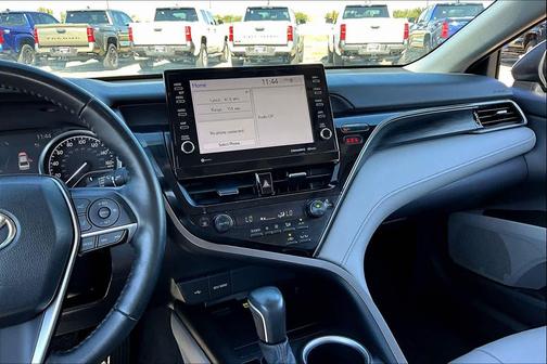 2024 Toyota Camry Hybrid XLE