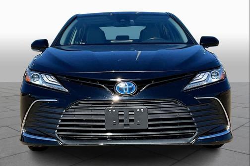 2024 Toyota Camry Hybrid XLE