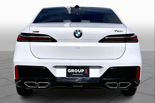 2023 BMW 760 i xDrive