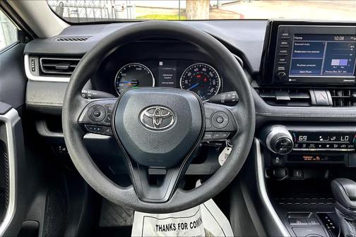 2022 Toyota RAV4 Hybrid LE
