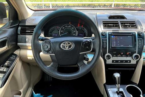 2013 Toyota Camry LE
