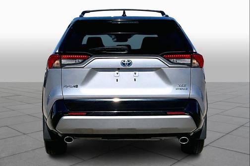 2023 Toyota RAV4 Hybrid SE