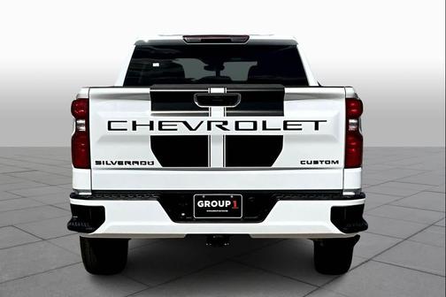 2025 Chevrolet Silverado 1500 Custom