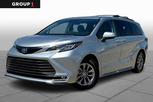 2021 Toyota Sienna XLE