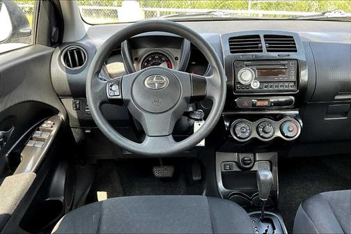 2010 Scion xD