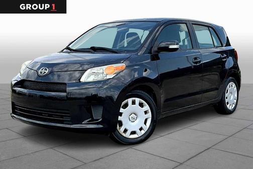 2010 Scion xD