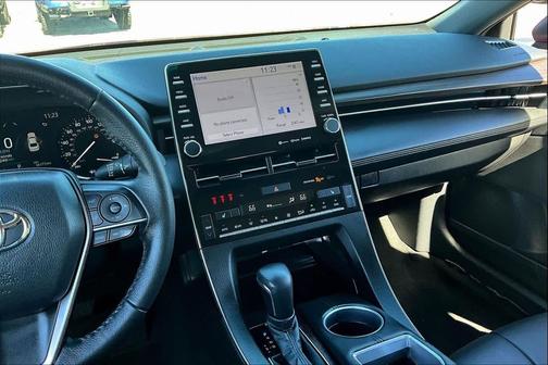 2022 Toyota Avalon XLE