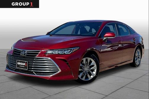 2022 Toyota Avalon XLE