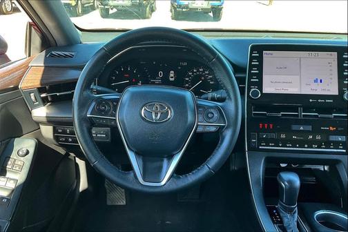 2022 Toyota Avalon XLE