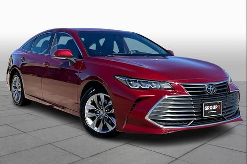 2022 Toyota Avalon XLE