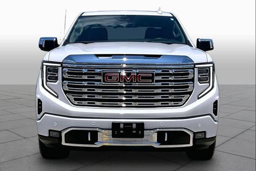 White Frost Tricoat 2025 GMC Sierra 1500 Denali