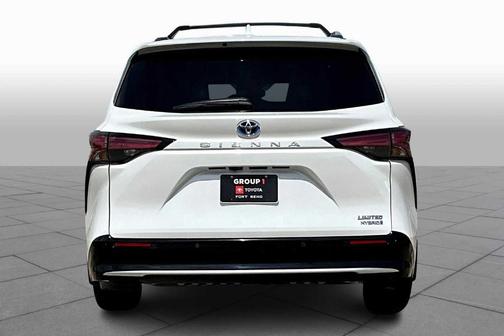 2024 Toyota Sienna Limited