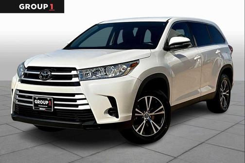 2019 Toyota Highlander LE I4