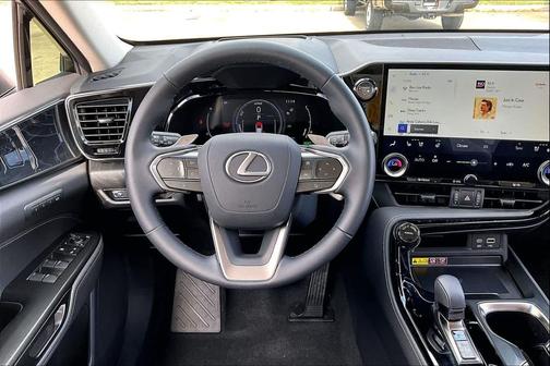 2025 Lexus NX 350h Premium
