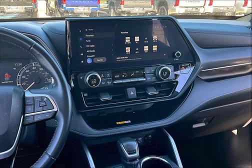 2023 Toyota Highlander XSE